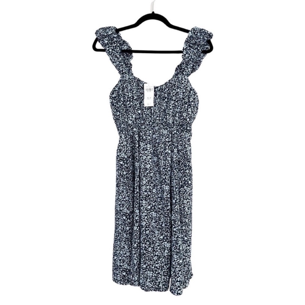 NWT Abercrombie & Fitch Dress. Size Medium.